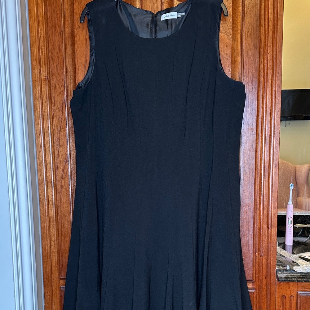 Calvin Klein Classic Black Midi Dress